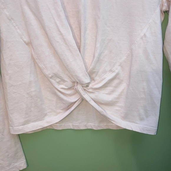 Design Lab Lord & Taylor Pink Tie Front Fitted Blouse - Picture 4 of 7